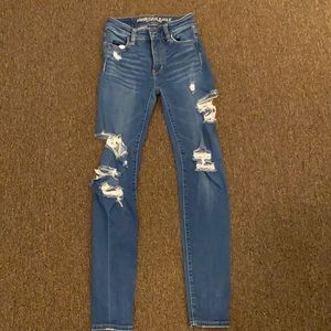 American Eagle Super Stretch Ripped Jeans Size 00